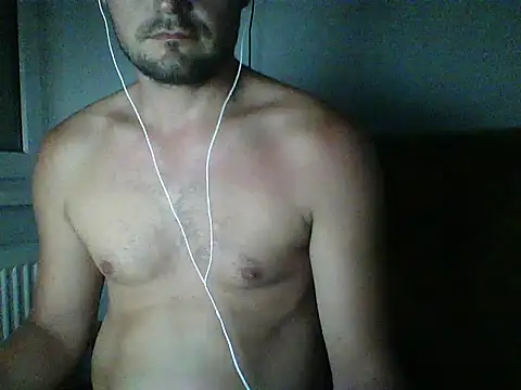 Snapshot of SexWinter90 chatting on 4, 7, 2026 SexWinter90 online show from 4, 7, 2026
