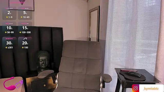 miIa bratz online show from 12, 9, 2025