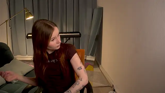Snapshot of Lillie_Woods chatting on 27, 9, 2025 Lillie Woods online show from 27, 9, 2025