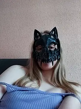 Nelly Freda online show from 5, 11, 2025