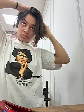 VioletAsh online show from 12, 11, 2025