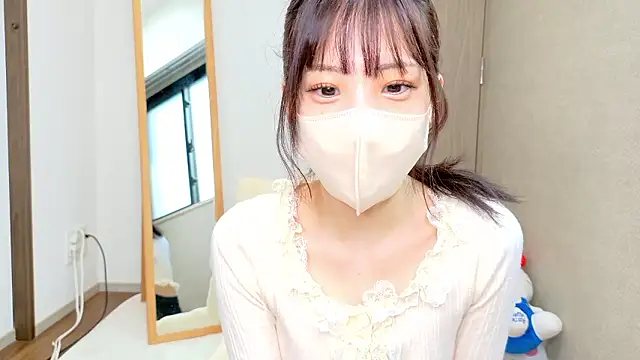 Snapshot of riri__nyan_o0 chatting on 6, 2, 2026 riri nyan o0 online show from 6, 2, 2026