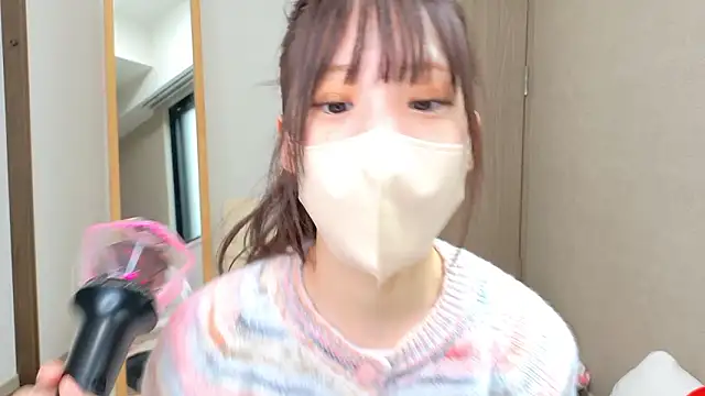 Snapshot of riri__nyan_o0 chatting on 11, 2, 2026 riri nyan o0 online show from 11, 2, 2026