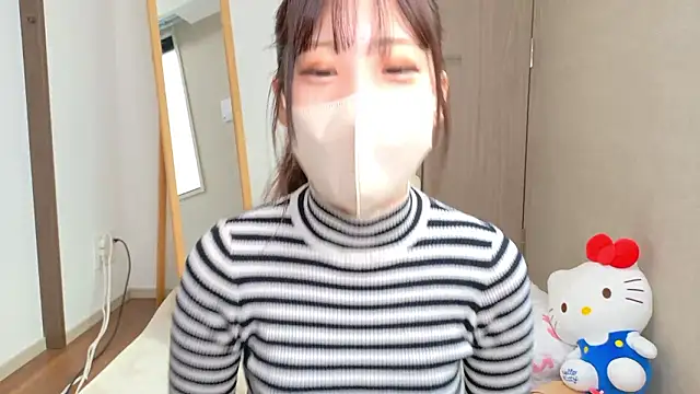 Snapshot of riri__nyan_o0 chatting on 18, 2, 2026 riri nyan o0 online show from 18, 2, 2026