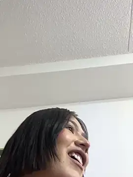 Candy Velvet online show from 20, 12, 2025