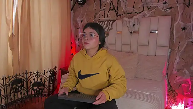 Jade Nmm online show from 21, 10, 2025