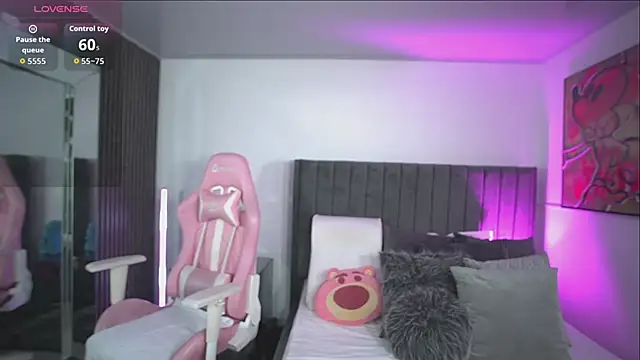 Evellyn clair1 online show from 7, 11, 2025