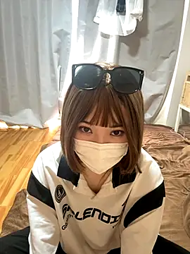 Snapshot of maichan12345 chatting on 18, 10, 2025 maichan12345 online show from 18, 10, 2025