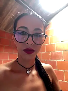 Emma  cumlovee online show from 8, 10, 2025