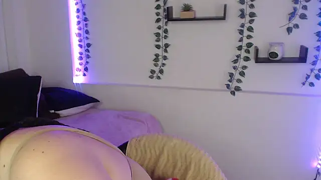 poison doll2 online show from 18, 10, 2025