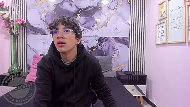 Desire Ecstasy online show from 14, 10, 2025