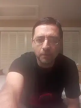 Snapshot of Gearsuit chatting on 3, 3, 2026 Gearsuit online show from 3, 3, 2026