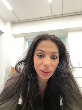 Bella Vixen  online show from 3, 11, 2025