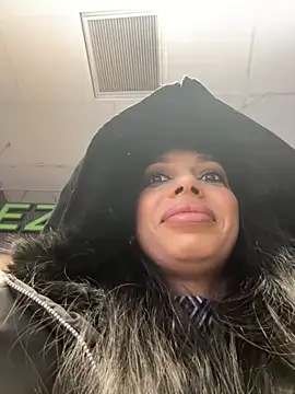 Bella Vixen  online show from 6, 11, 2025