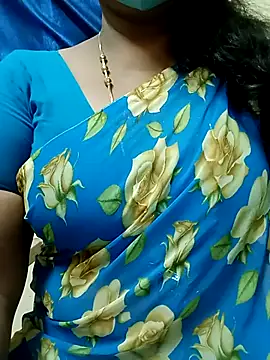 Snapshot of sushma26 chatting on 21, 5, 2026 sushma26 online show from 21, 5, 2026
