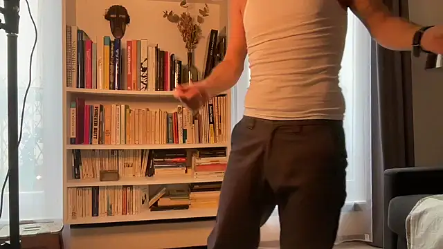 Milkywaymen online show from 6, 11, 2025