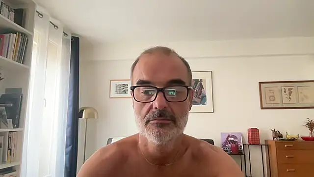 Snapshot of Milkywaymen chatting on 17, 7, 2026 Milkywaymen online show from 17, 7, 2026