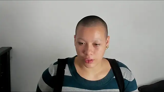 Cherry vald online show from 11, 4, 2026