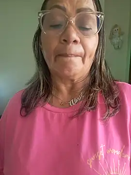 Snapshot of Vickysweeeettt chatting on 23, 6, 2026 Vickysweeeettt online show from 23, 6, 2026