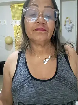 Snapshot of Vickysweeeettt chatting on 1, 7, 2026 Vickysweeeettt online show from 1, 7, 2026