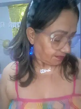Snapshot of Vickysweeeettt chatting on 2, 7, 2026 Vickysweeeettt online show from 2, 7, 2026