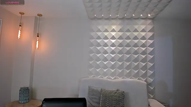 TiffannySins online show from 14, 3, 2026