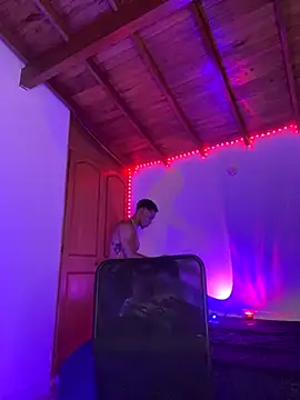 RickKrong  online show from 18, 9, 2025