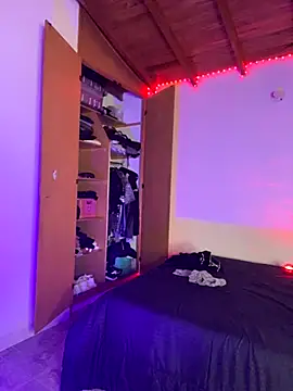 RickKrong  online show from 24, 10, 2025