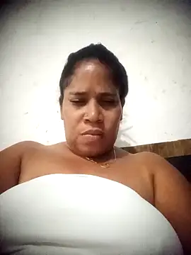 Big ass submissive online show from 15, 2, 2026