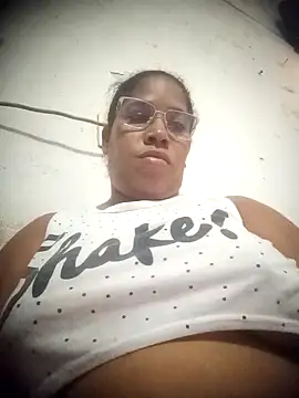 Big ass submissive online show from 4, 3, 2026