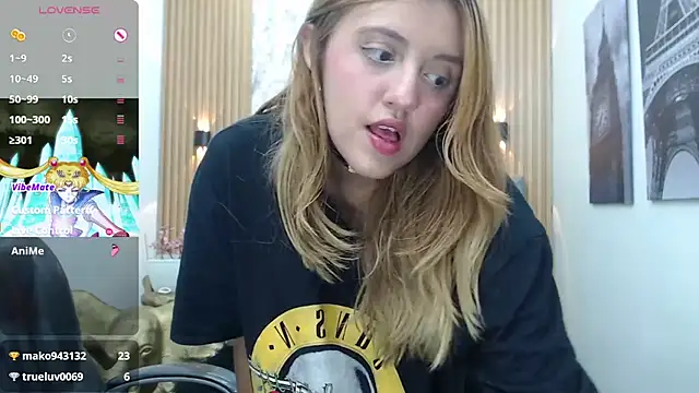 Snapshot of Eilish_hall chatting on 9, 11, 2025 Eilish hall online show from 9, 11, 2025