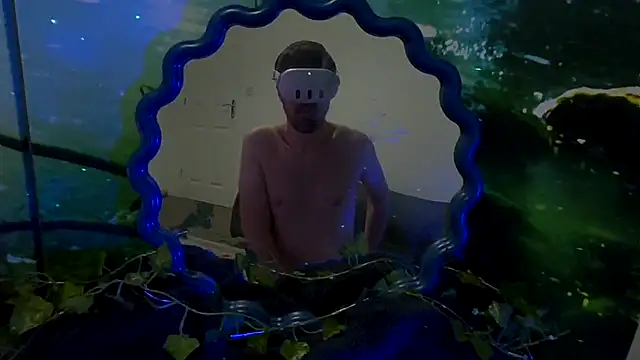 Snapshot of welcome-to-the-jungle chatting on 20, 2, 2026 welcome-to-the-jungle online show from 20, 2, 2026