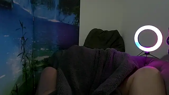Snapshot of welcome-to-the-jungle chatting on 11, 6, 2026 welcome-to-the-jungle online show from 11, 6, 2026