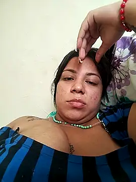 Snapshot of Georgina_Bigboobs chatting on 24, 11, 2025 Georgina Bigboobs online show from 24, 11, 2025