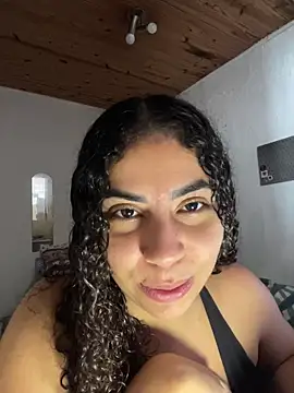 Snapshot of A_maddy chatting on 19, 4, 2026 A maddy online show from 19, 4, 2026