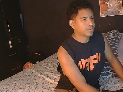 latinboybigdick online show from 21, 12, 2025