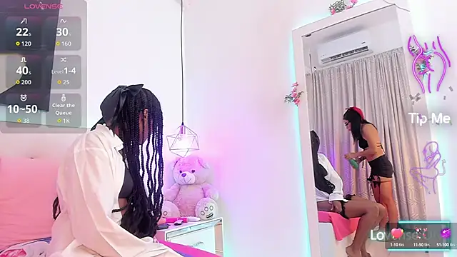 Canddyhot18 online show from 6, 10, 2025