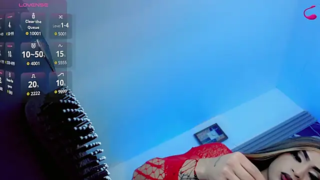Snapshot of Natasha_clifford chatting on 20, 7, 2026 Natasha clifford online show from 20, 7, 2026