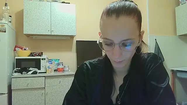 Snapshot of Lucy_Divine chatting on 18, 9, 2025 Lucy Divine online show from 18, 9, 2025