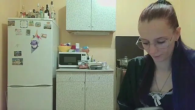 Snapshot of Lucy_Divine chatting on 27, 9, 2025 Lucy Divine online show from 27, 9, 2025