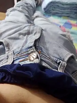 abnerdam01 online show from 3, 10, 2025