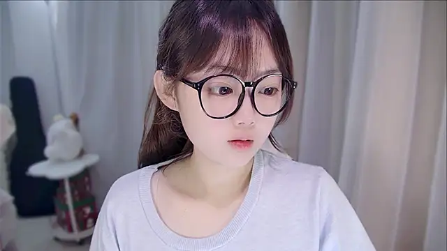 YUANYUAN-A online show from 17, 4, 2026