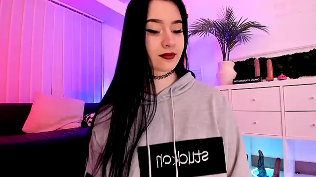 Mary Lori online show from 8, 3, 2026