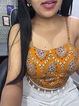 Riya-6969 online show from 14, 4, 2026