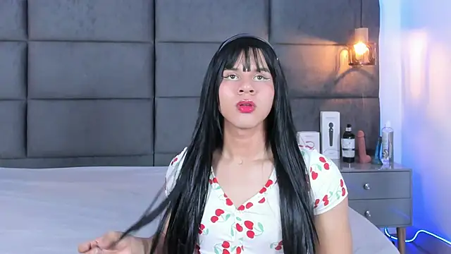 Slenna Moon online show from 22, 9, 2025