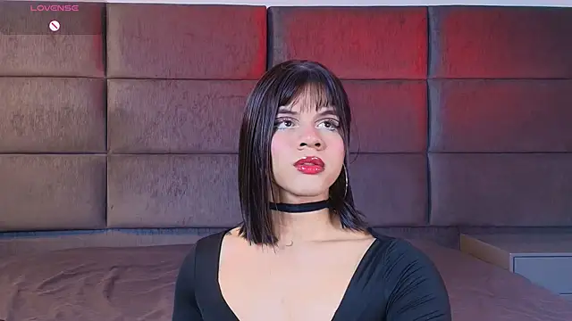 Snapshot of Slenna_Moon chatting on 3, 5, 2026 Slenna Moon online show from 3, 5, 2026