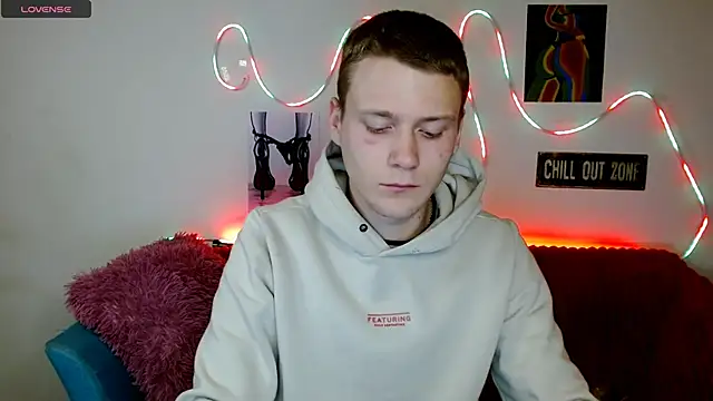 Xavier Night81 online show from 18, 11, 2025