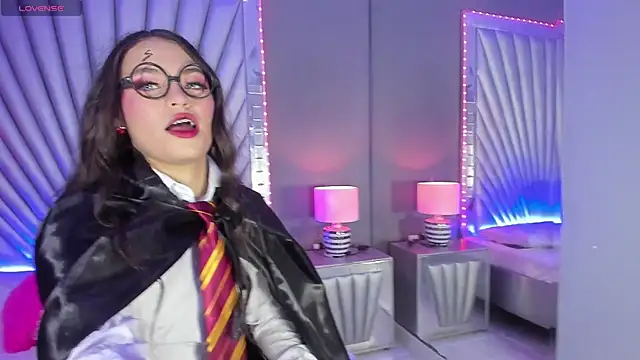 Gabby Bale online show from 30, 10, 2025