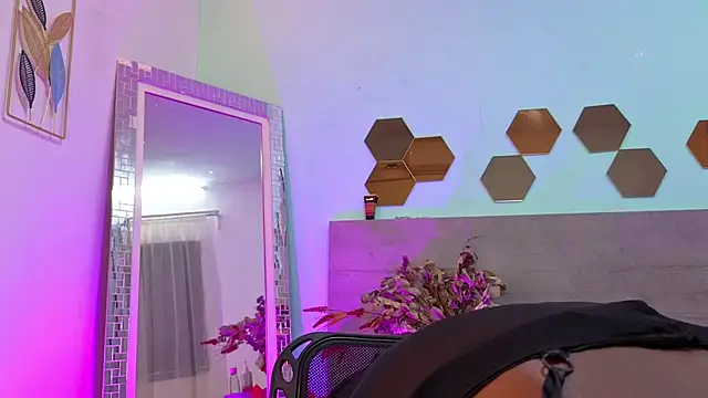 Snapshot of Paulina_Sodi chatting on 1, 2, 2026 Paulina Sodi online show from 1, 2, 2026