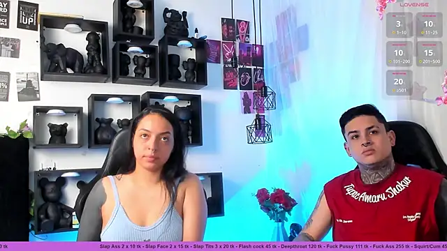 Sarahandzack online show from 4, 11, 2025